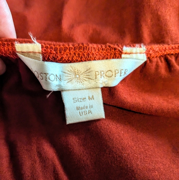 🌟Last Chance🌟Boston Proper Embellished Red Sleeveless Top - Picture 3 of 6